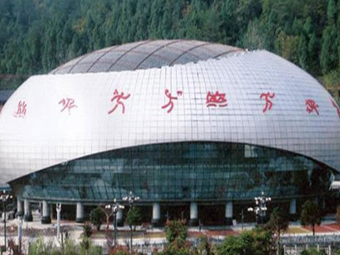 金昌体育中心球形网架加工安装